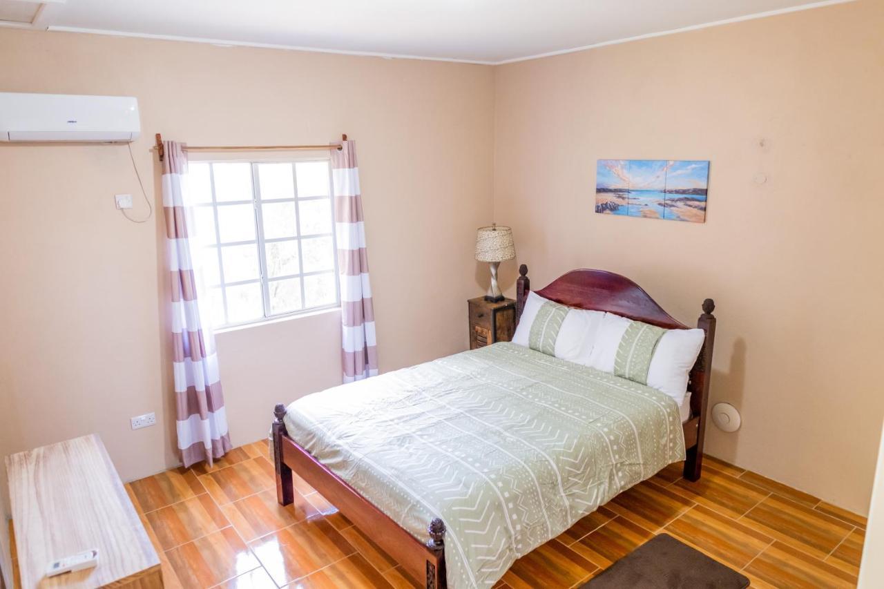 Golden Palms Apartment Kingstown Ngoại thất bức ảnh