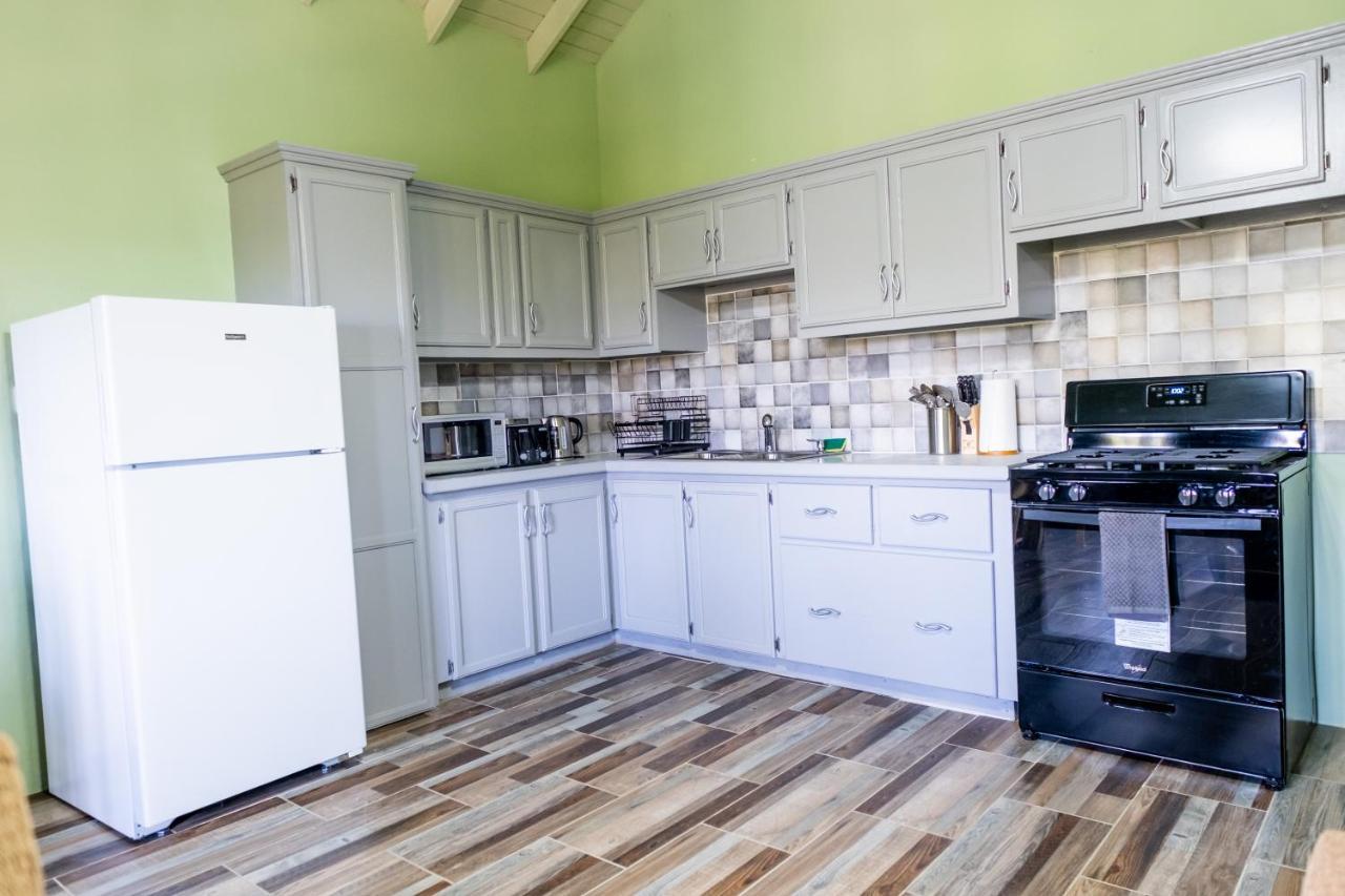 Golden Palms Apartment Kingstown Ngoại thất bức ảnh